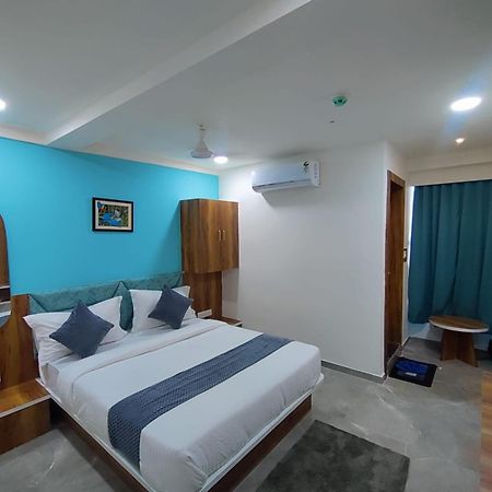 Hotel Lee Park Ahmadabad Zewnętrze zdjęcie