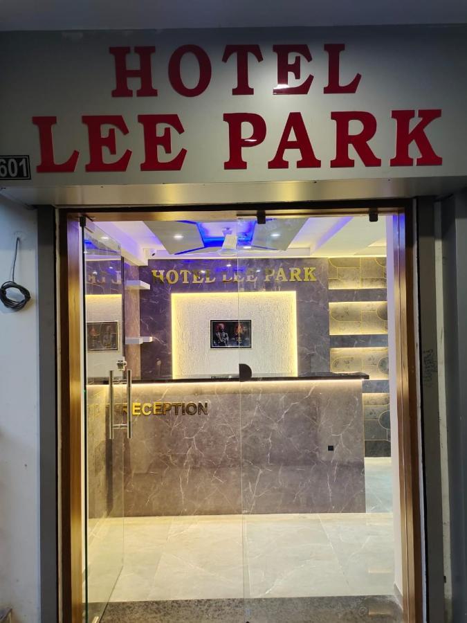 Hotel Lee Park Ahmadabad Zewnętrze zdjęcie