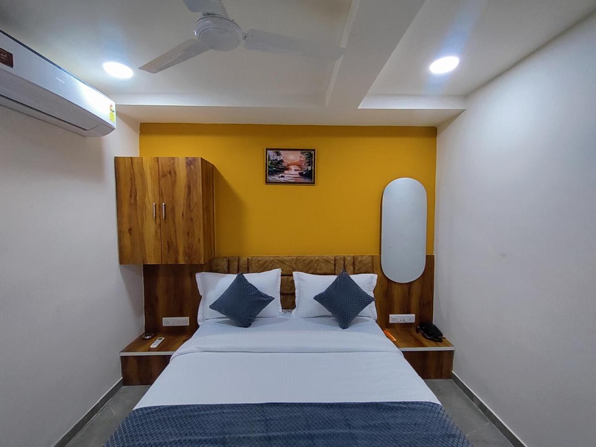 Hotel Lee Park Ahmadabad Zewnętrze zdjęcie